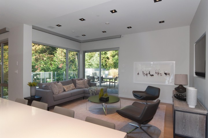 Photo 18 at 3023 Mathers Avenue, Altamont, West Vancouver