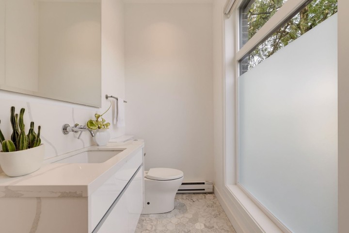 Photo 10 at 1880 E Georgia Street, Grandview Woodland, Vancouver East