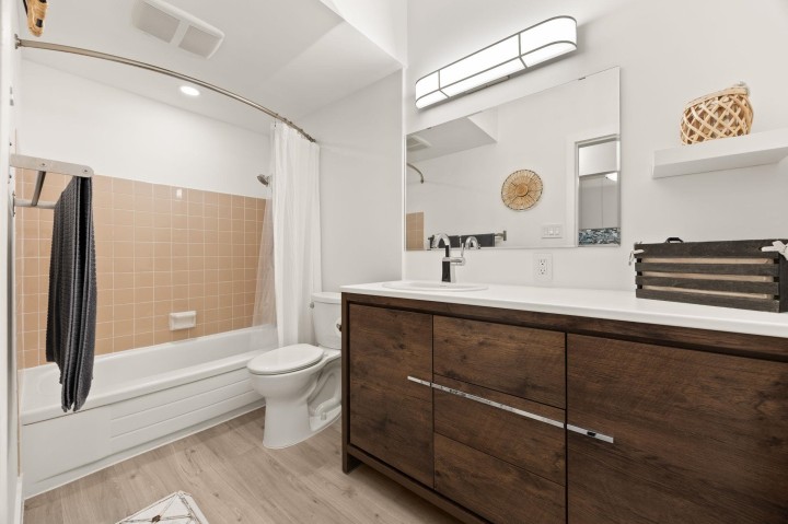 Photo 16 at 207 - 1655 Nelson Street, West End VW, Vancouver West