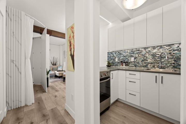 Photo 5 at 207 - 1655 Nelson Street, West End VW, Vancouver West