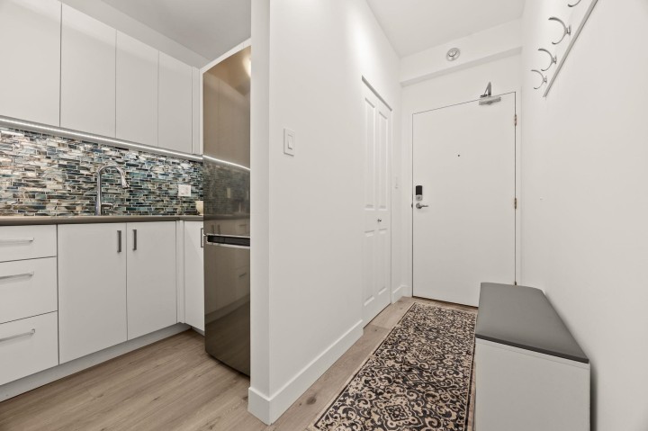 Photo 9 at 207 - 1655 Nelson Street, West End VW, Vancouver West