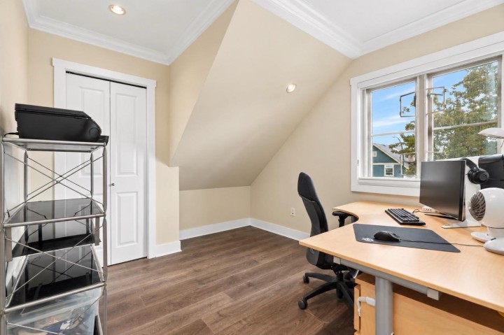 Photo 22 at 3895 Dumfries Street, Knight, Vancouver East