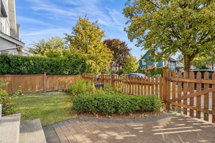 Photo 32 at 3895 Dumfries Street, Knight, Vancouver East