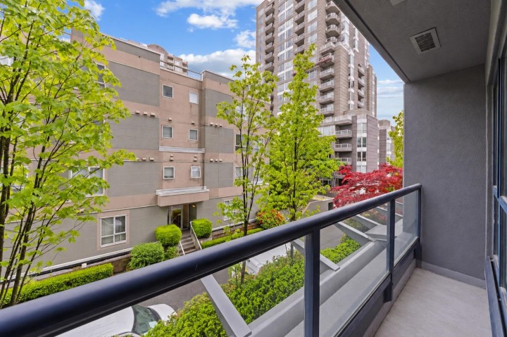 Photo 8 at 205 - 3438 Vanness Avenue, Collingwood VE, Vancouver East