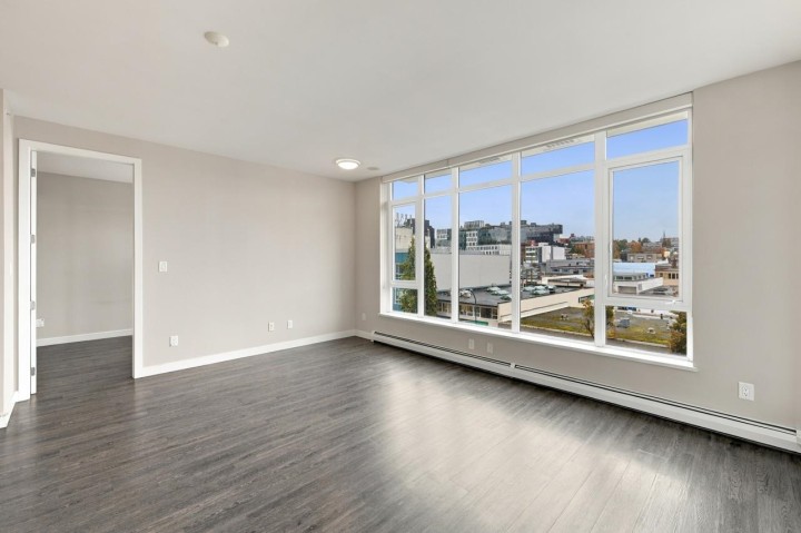 Photo 5 at 402 - 1788 Ontario Street, Mount Pleasant VE, Vancouver East