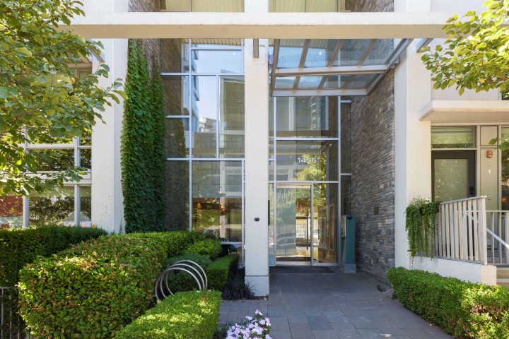Photo 20 at 801 - 1455 Howe Street, Yaletown, Vancouver West