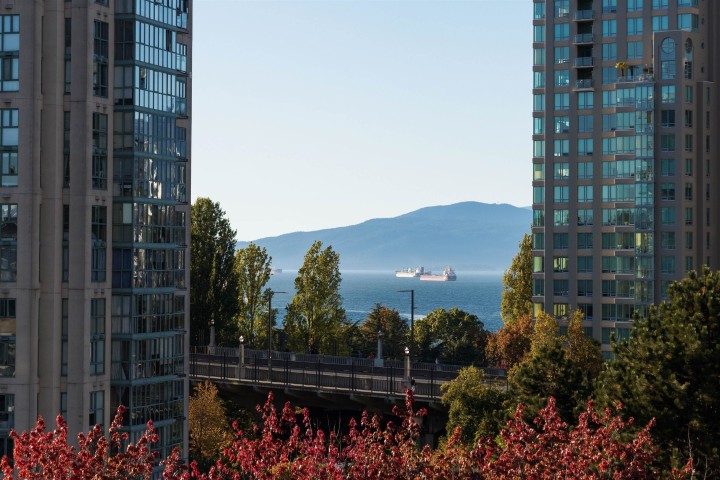 Photo 18 at 801 - 1455 Howe Street, Yaletown, Vancouver West