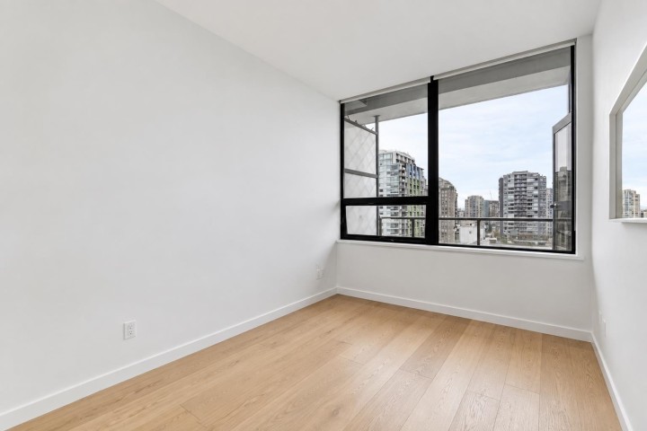 Photo 12 at 807 - 1010 Howe Street, Downtown VW, Vancouver West