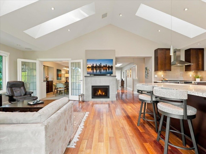Photo 13 at 1160 14th Street, Ambleside, West Vancouver
