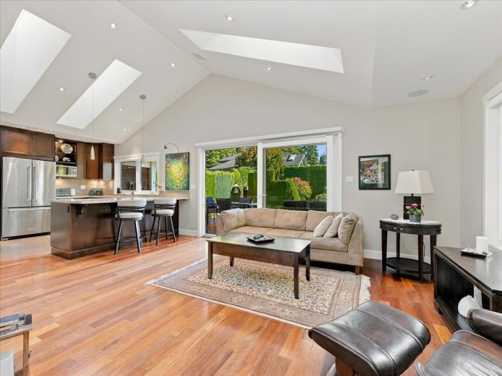 Photo 10 at 1160 14th Street, Ambleside, West Vancouver