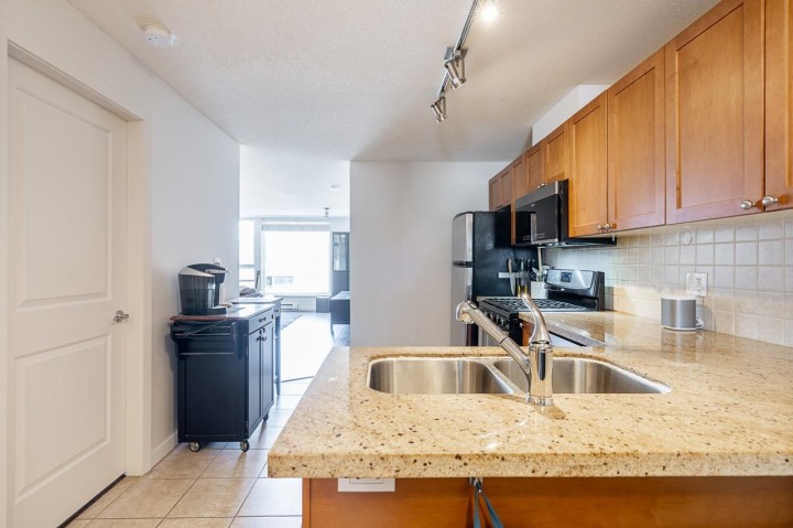 Photo 13 at 310 - 2636 E Hastings Street, Renfrew VE, Vancouver East