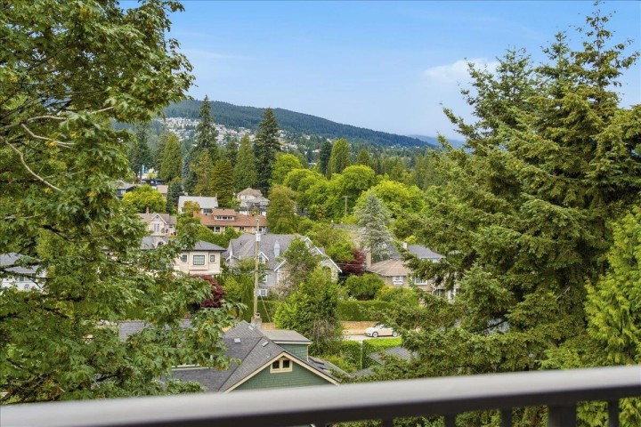 Photo 19 at 802 - 1745 Esquimalt Avenue, Ambleside, West Vancouver