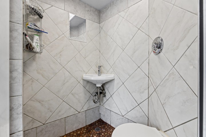 Photo 17 at 368 E 33rd Avenue, Main, Vancouver East