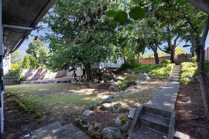 Photo 35 at 5070 Willow Street, Cambie, Vancouver West