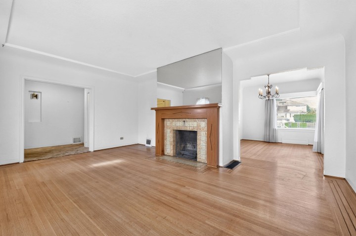 Photo 10 at 2345 W 18th Avenue, Arbutus, Vancouver West