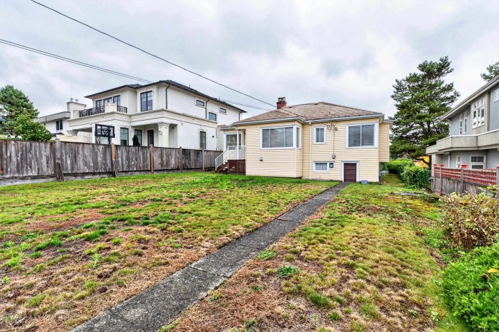 Photo 37 at 2345 W 18th Avenue, Arbutus, Vancouver West