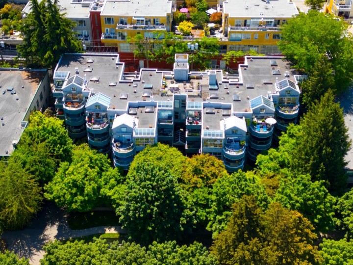 Photo 1 at 210 - 2250 W 3rd Avenue, Kitsilano, Vancouver West