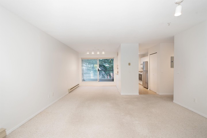 Photo 10 at 210 - 2250 W 3rd Avenue, Kitsilano, Vancouver West