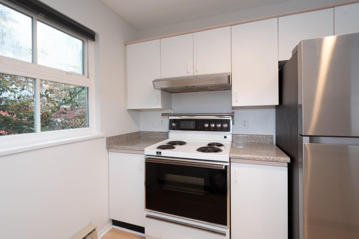 Photo 18 at 210 - 2250 W 3rd Avenue, Kitsilano, Vancouver West