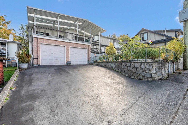 Photo 30 at 4195 Nanaimo Street, Victoria VE, Vancouver East