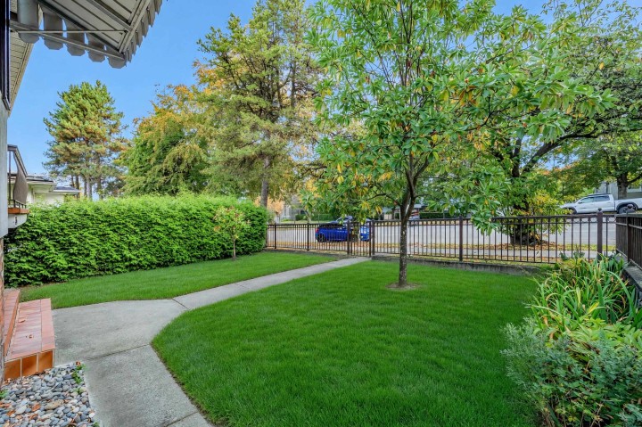 Photo 33 at 4195 Nanaimo Street, Victoria VE, Vancouver East