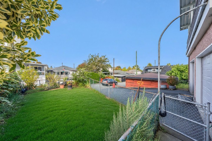 Photo 37 at 4195 Nanaimo Street, Victoria VE, Vancouver East