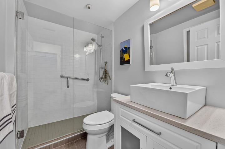Photo 24 at 208 - 2288 W 12th Avenue, Kitsilano, Vancouver West