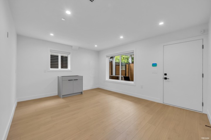 Photo 20 at 1 - 3436 Triumph Street, Hastings Sunrise, Vancouver East