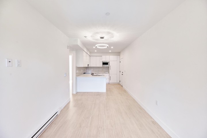 Photo 11 at 406 - 5399 Joyce Street, Collingwood VE, Vancouver East