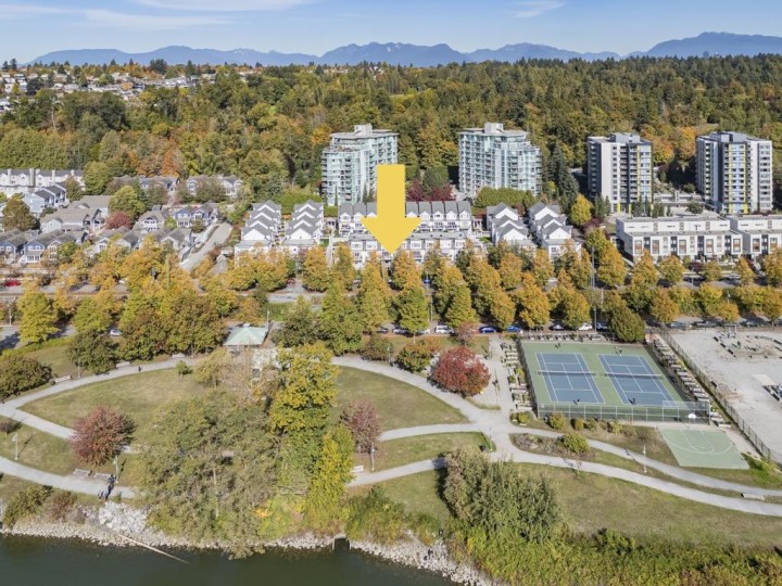 Photo 6 at 26 - 2723 North E Kent Avenue, South Marine, Vancouver East