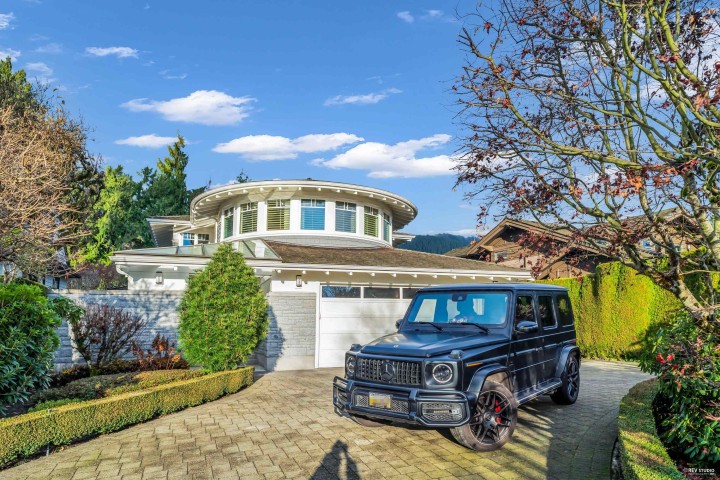 Photo 1 at 4358 Erwin Drive, Cypress, West Vancouver