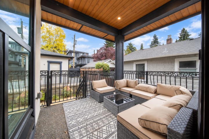 Photo 9 at 6664 Balsam Street, S.W. Marine, Vancouver West