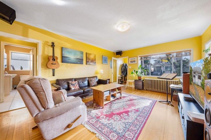 Photo 10 at 2865 Grant Street, Renfrew VE, Vancouver East
