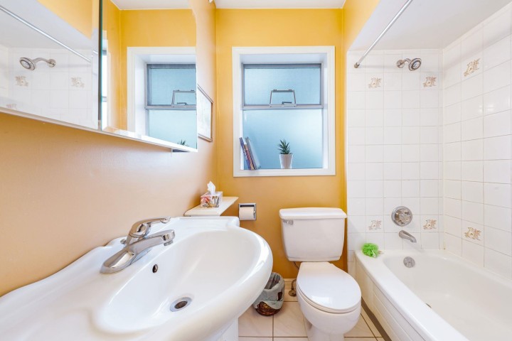 Photo 15 at 2865 Grant Street, Renfrew VE, Vancouver East