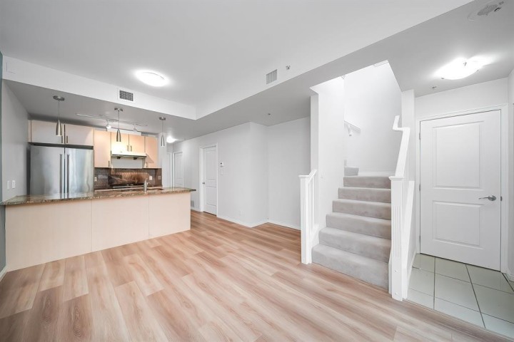 Photo 18 at 303 - 1211 Melville Street, Coal Harbour, Vancouver West