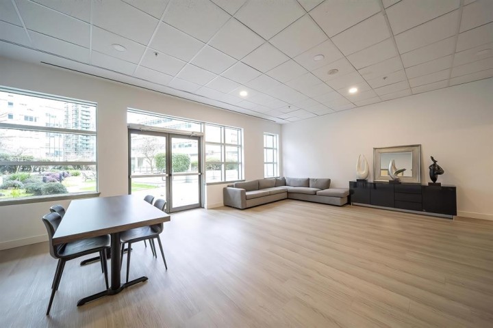Photo 31 at 303 - 1211 Melville Street, Coal Harbour, Vancouver West