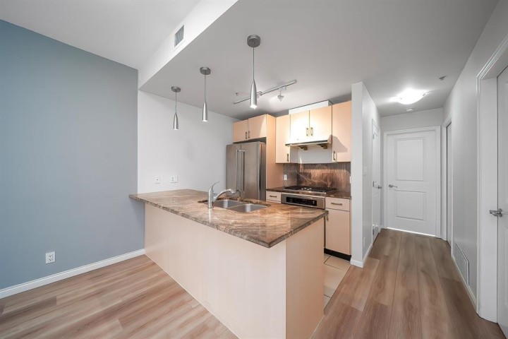 Photo 8 at 303 - 1211 Melville Street, Coal Harbour, Vancouver West
