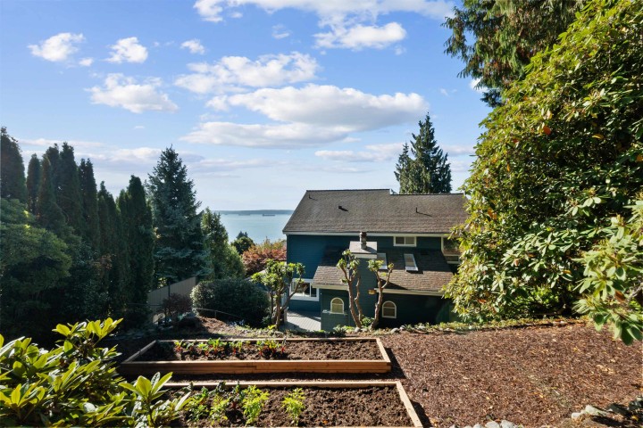 Photo 38 at 3381 Mathers Avenue, Westmount WV, West Vancouver