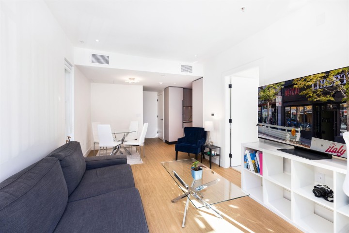 Photo 7 at 204 - 2235 E Broadway Street, Grandview Woodland, Vancouver East
