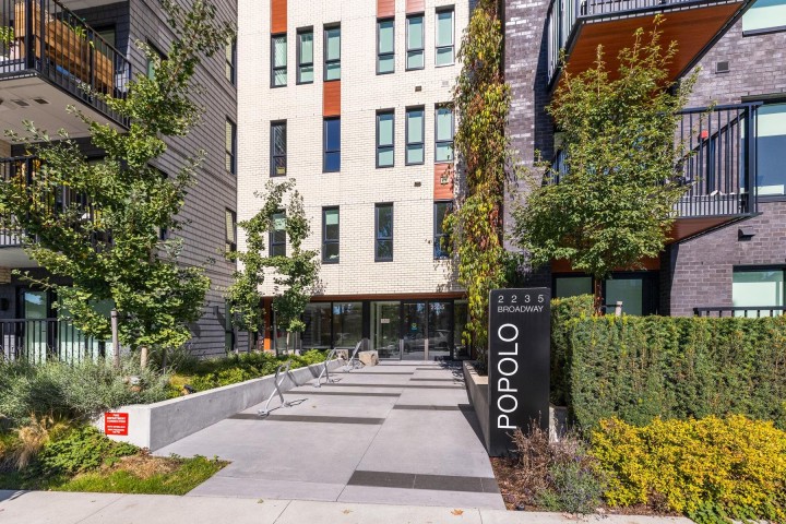 Photo 19 at 204 - 2235 E Broadway Street, Grandview Woodland, Vancouver East