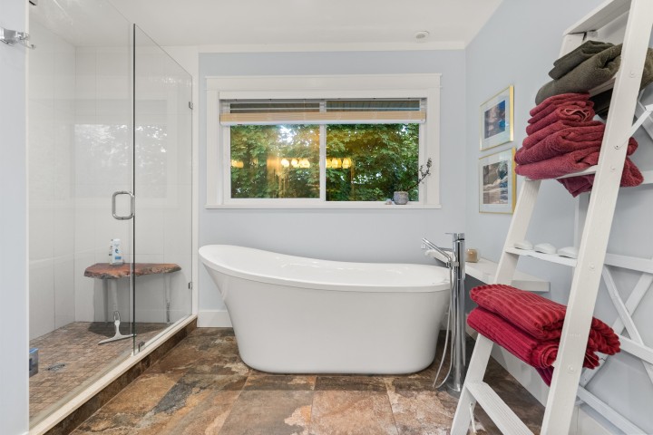 Photo 17 at 320 Moyne Drive, British Properties, West Vancouver