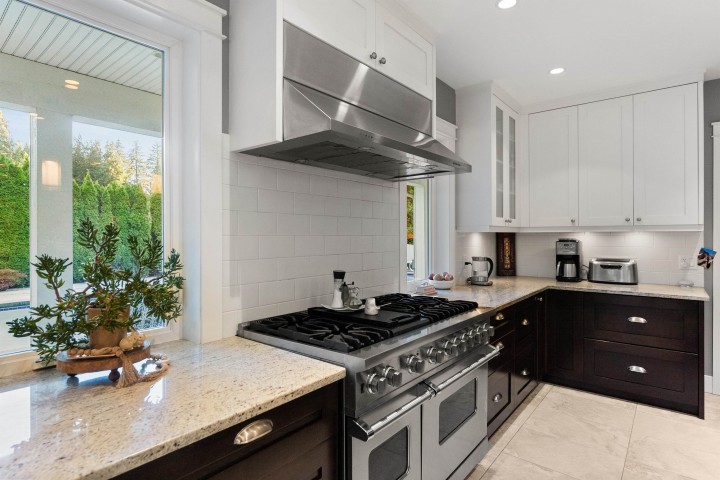 Photo 11 at 320 Moyne Drive, British Properties, West Vancouver
