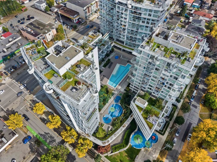 Photo 1 at 603 - 4638 Gladstone Street, Victoria VE, Vancouver East