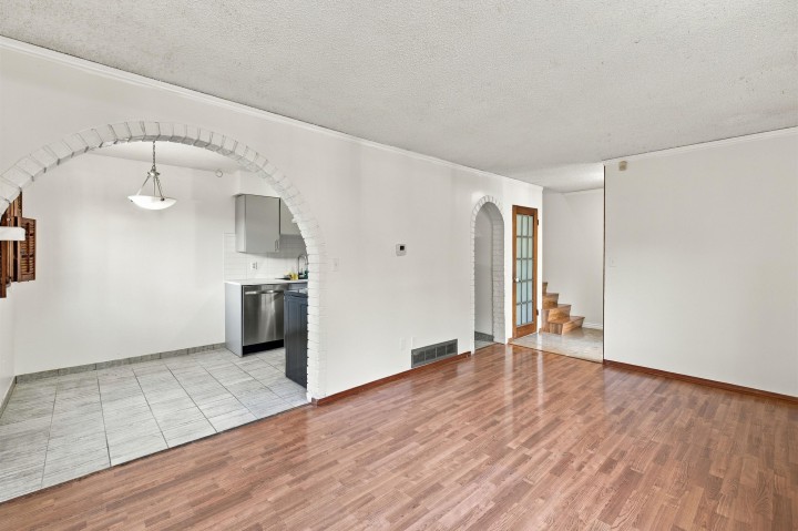 Photo 12 at 64 - 3433 E 49th Avenue, Killarney VE, Vancouver East
