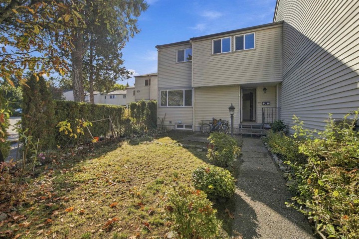 Photo 36 at 64 - 3433 E 49th Avenue, Killarney VE, Vancouver East