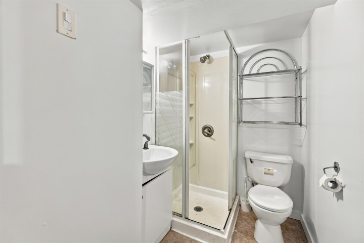 Photo 29 at 64 - 3433 E 49th Avenue, Killarney VE, Vancouver East