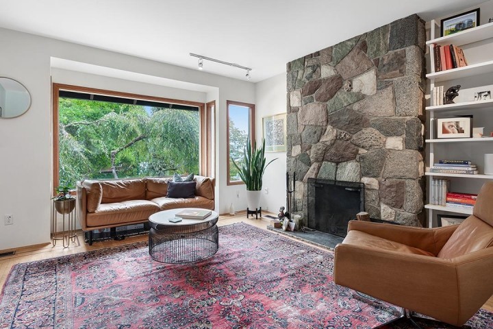 Photo 2 at 3524 W 16th Avenue, Dunbar, Vancouver West
