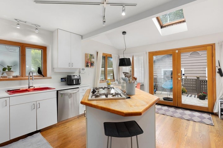 Photo 6 at 3524 W 16th Avenue, Dunbar, Vancouver West