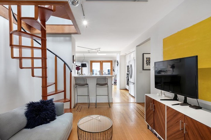 Photo 5 at 3524 W 16th Avenue, Dunbar, Vancouver West
