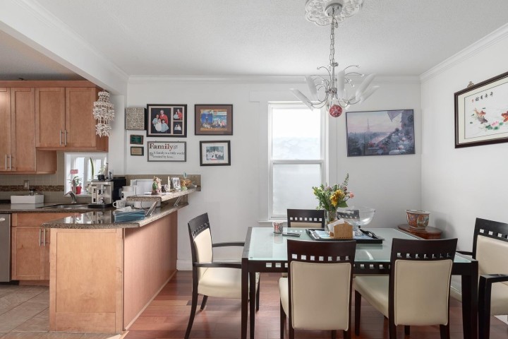Photo 5 at 309 E Woodstock Avenue, Main, Vancouver East